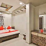 Oyo 11450 Hotel Balaji