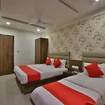 Hotel Sunstar Inn