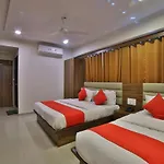 Hotel Sunstar Inn