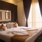 Hotel Pristine Residency