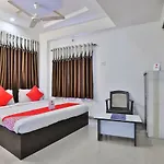 Oyo 2656 Hotel Sunstar