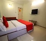 Oyo Rooms Thaltej Sg Highway 2
