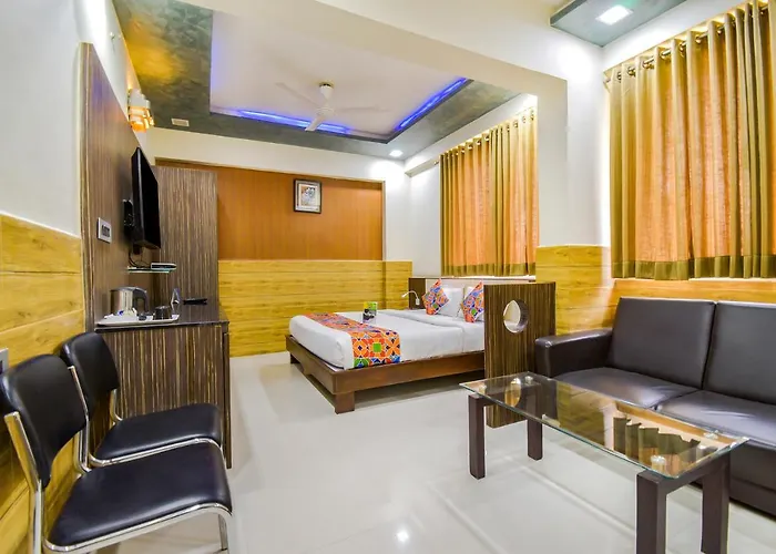 Fabhotel Kohinoor Plaza