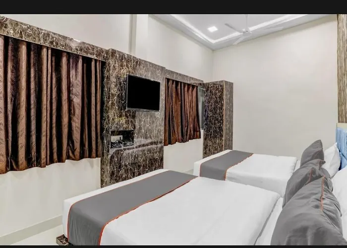 Hotel Bhavya Residency