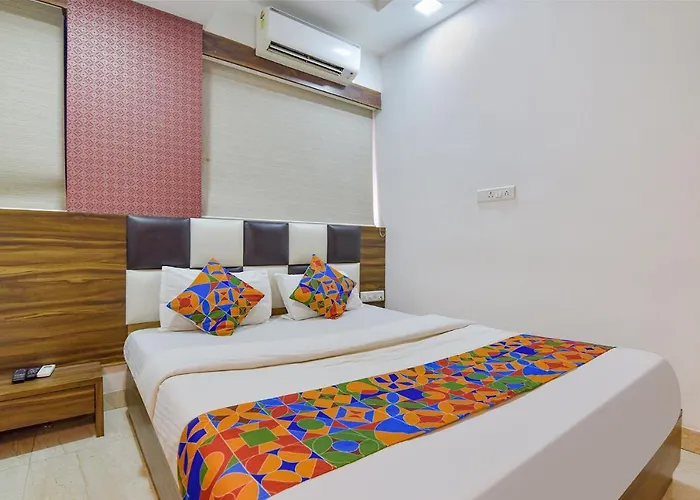 Fabhotel Acropole Inn