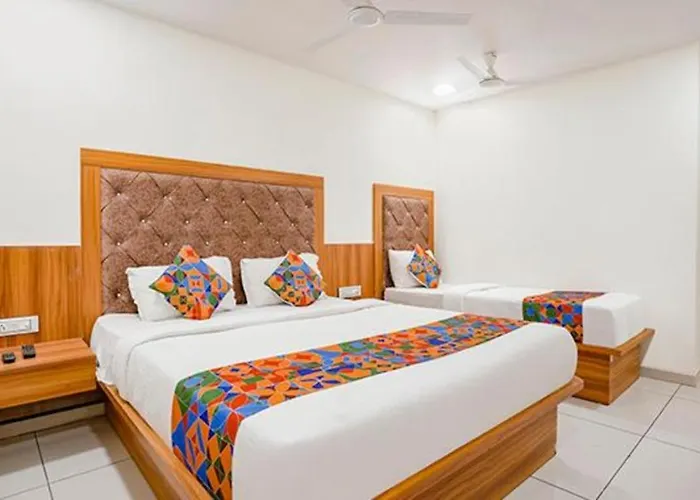 Fabhotel Sr Inn