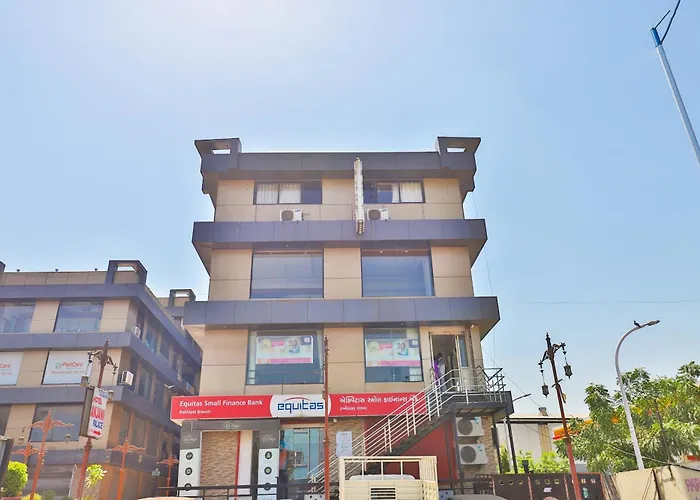 Oyo Flagship 2591 Hotel Anjani Palace