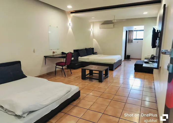 Hotel Sun N Step Club