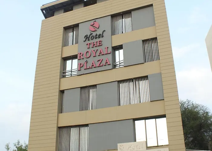 Hotel The Royal Plaza