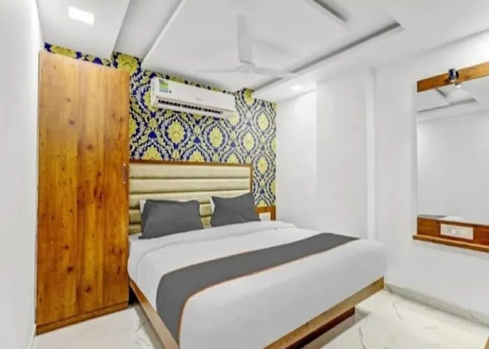 Hotel Lux Inn Ahmedabad