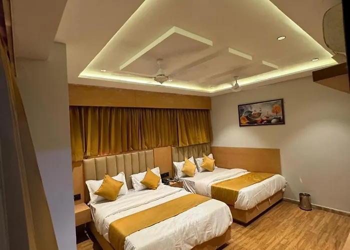Parimal Lake Hotel