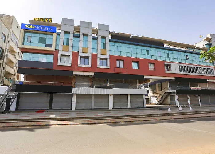 Fabhotel Ss - Opp Vishwakarma Engineering College