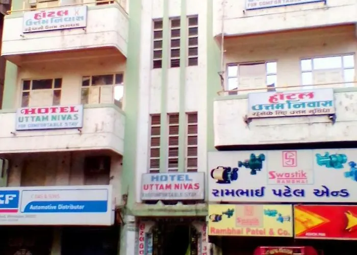 Hotel Uttam Nivas