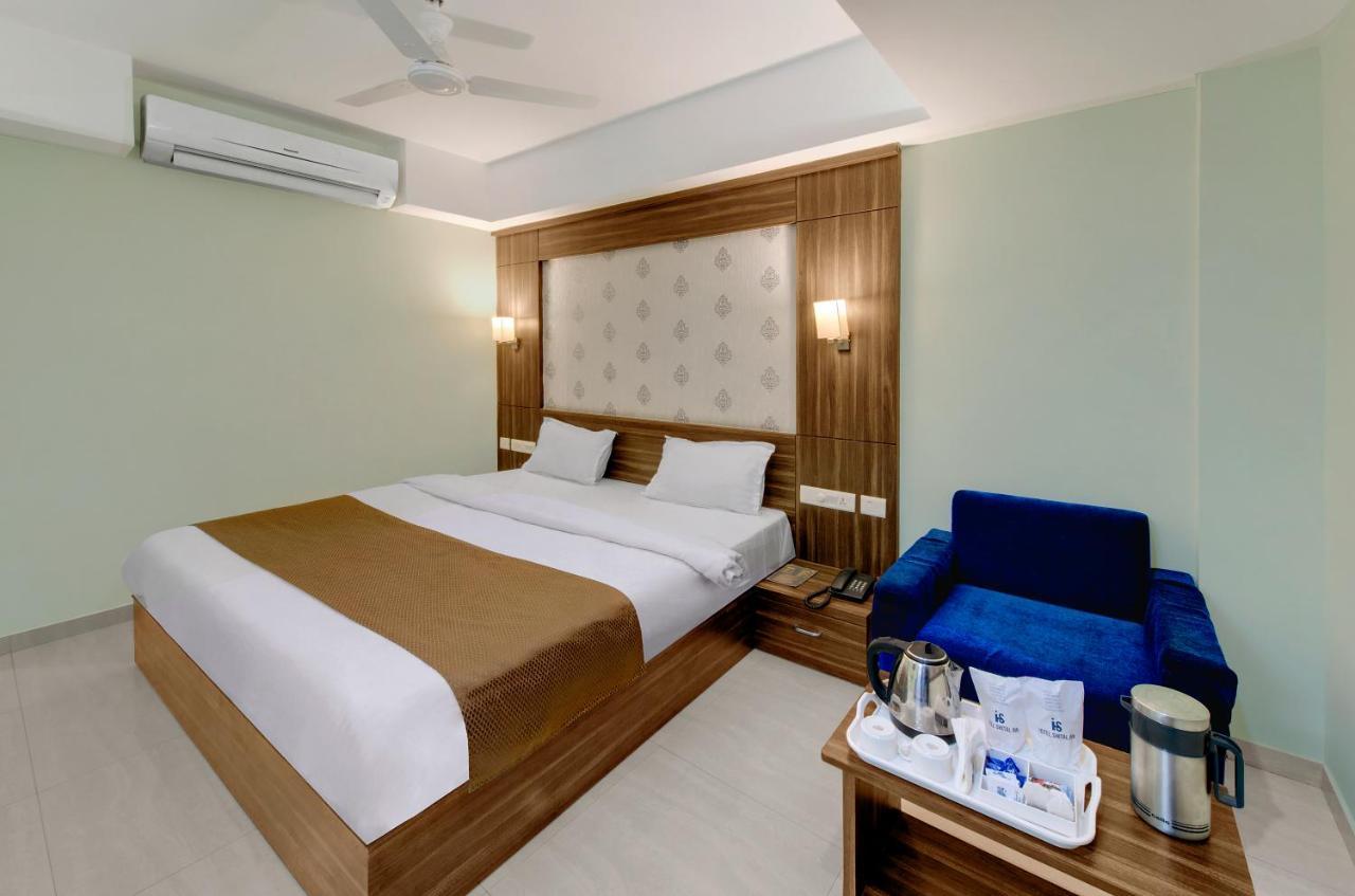 Shital Hotel