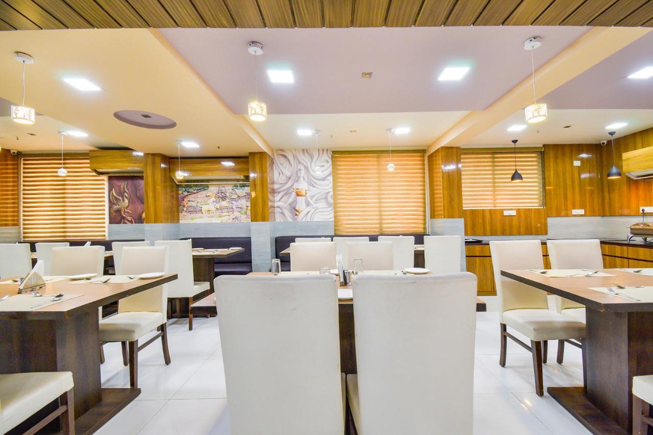 Hotel Fabhotel Kohinoor Plaza Ahmedabad
