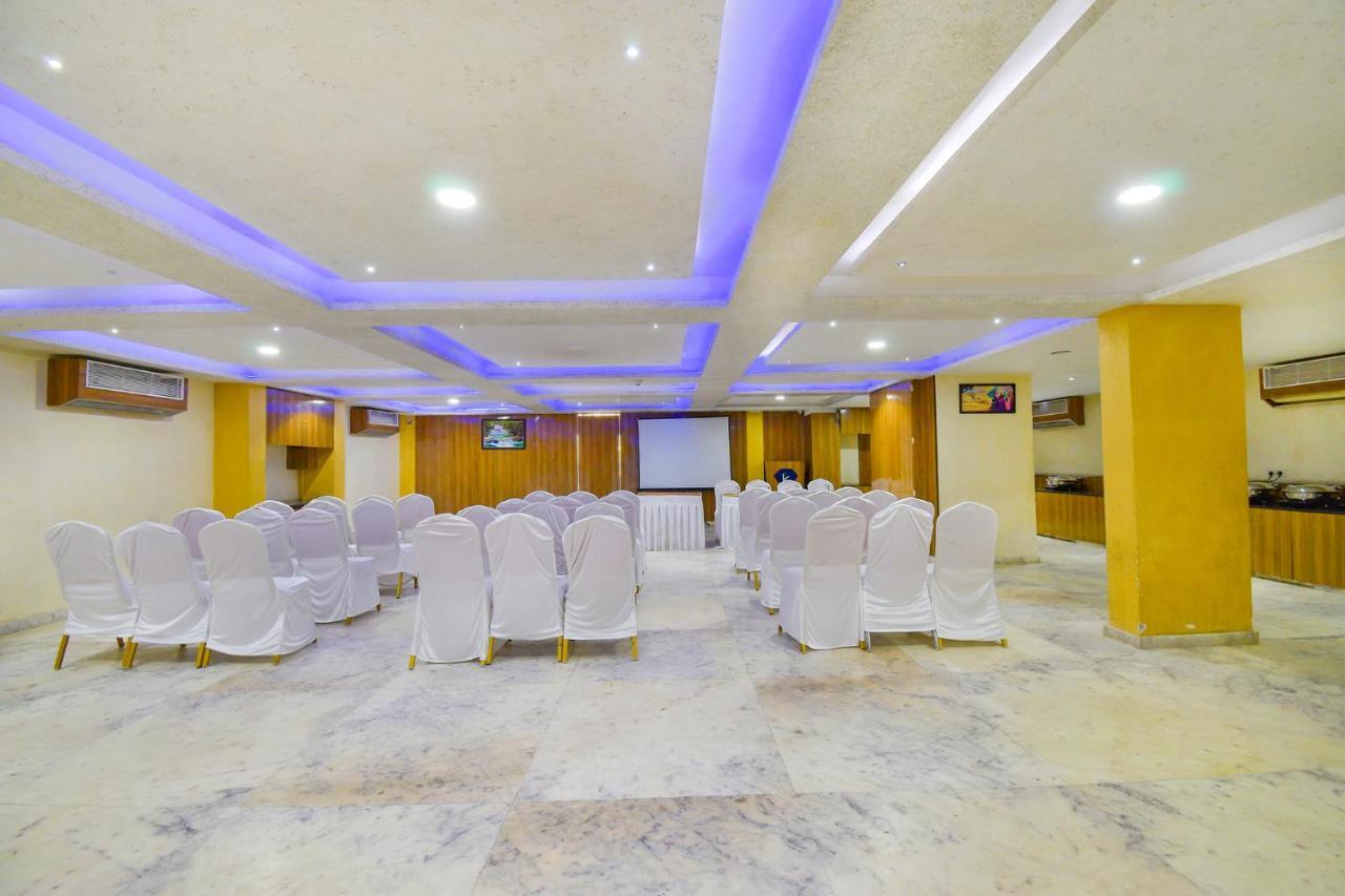 Hotel Fabhotel Kohinoor Plaza Ahmedabad