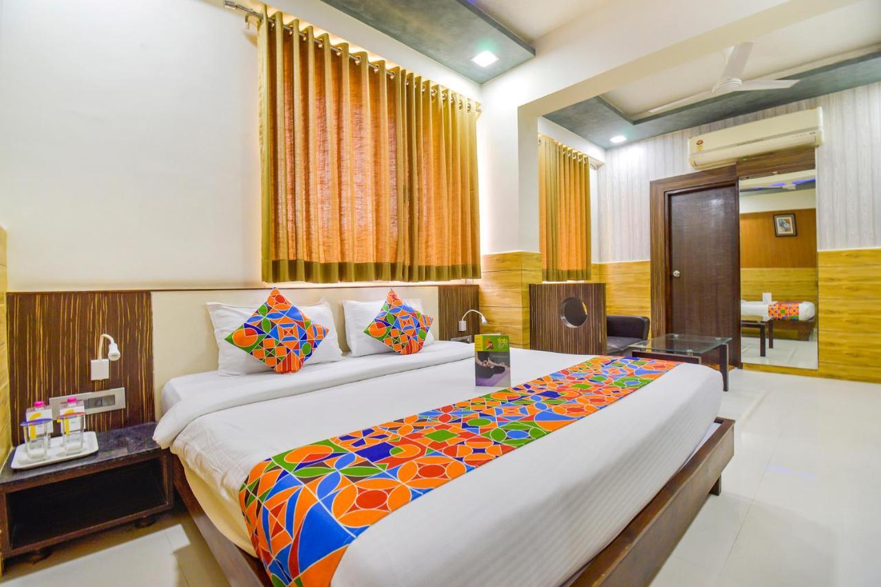 Hotel Fabhotel Kohinoor Plaza