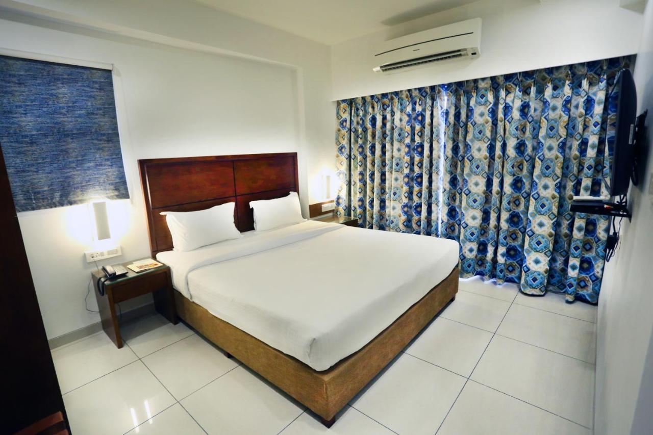 Hotel The Park Residency Ahmedabad