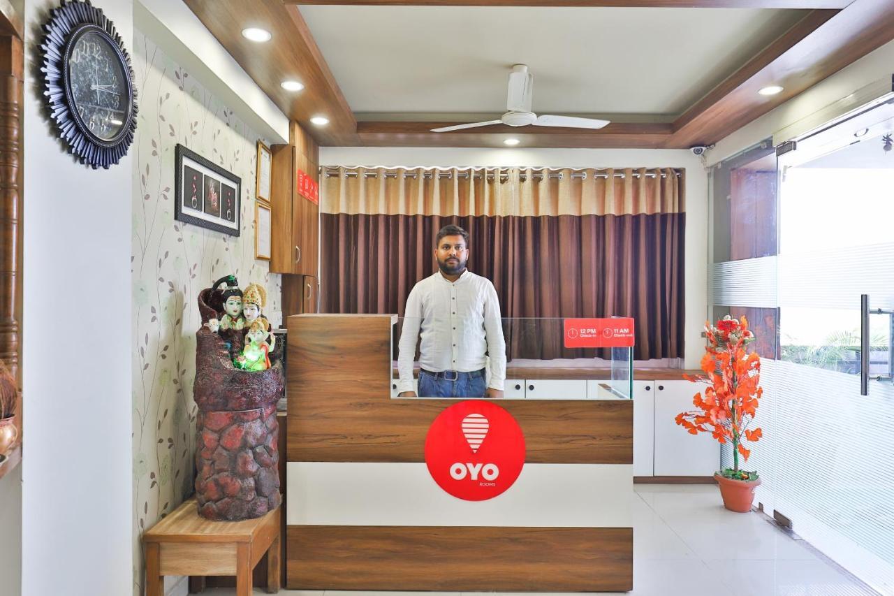 Hotel Oyo 15417 Red Rose