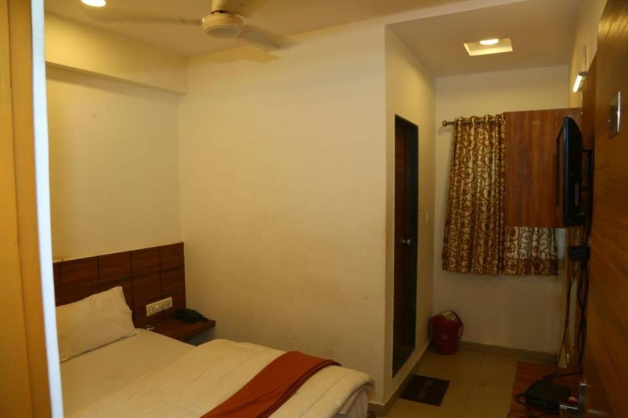 Guest house Khushi Palace Ahmedabad