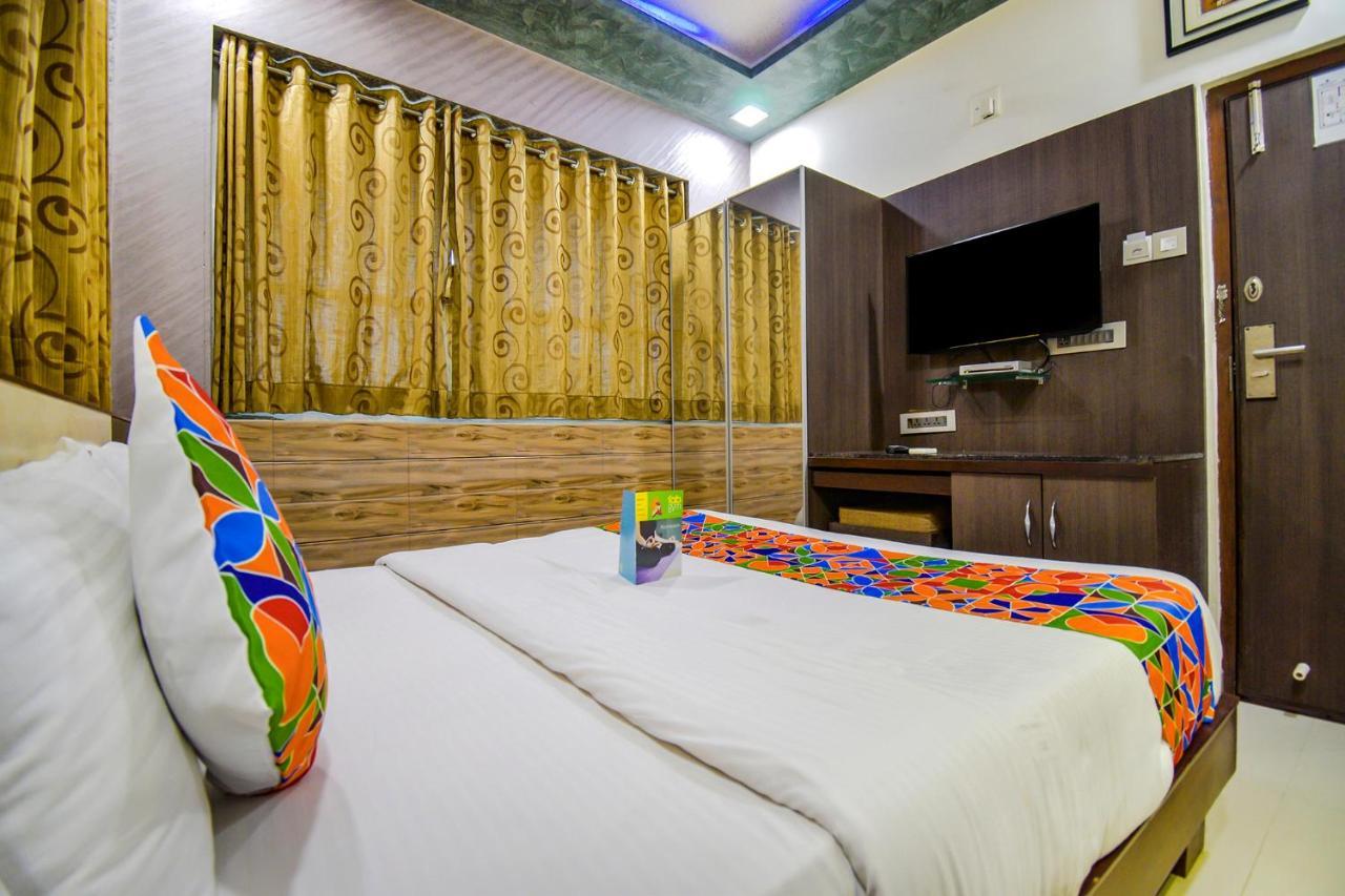 Hotel Fabhotel Kohinoor Plaza 3*