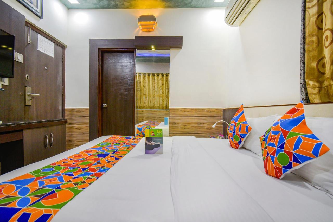 Hotel Fabhotel Kohinoor Plaza 3*