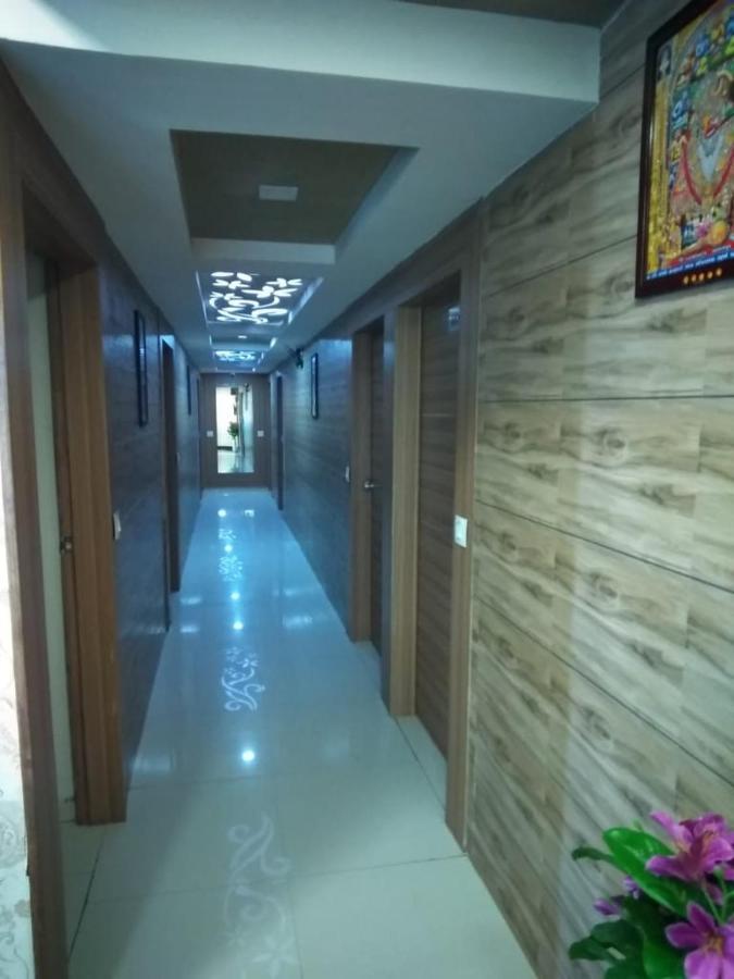 Hotel Leisure Hotel Ahmedabad