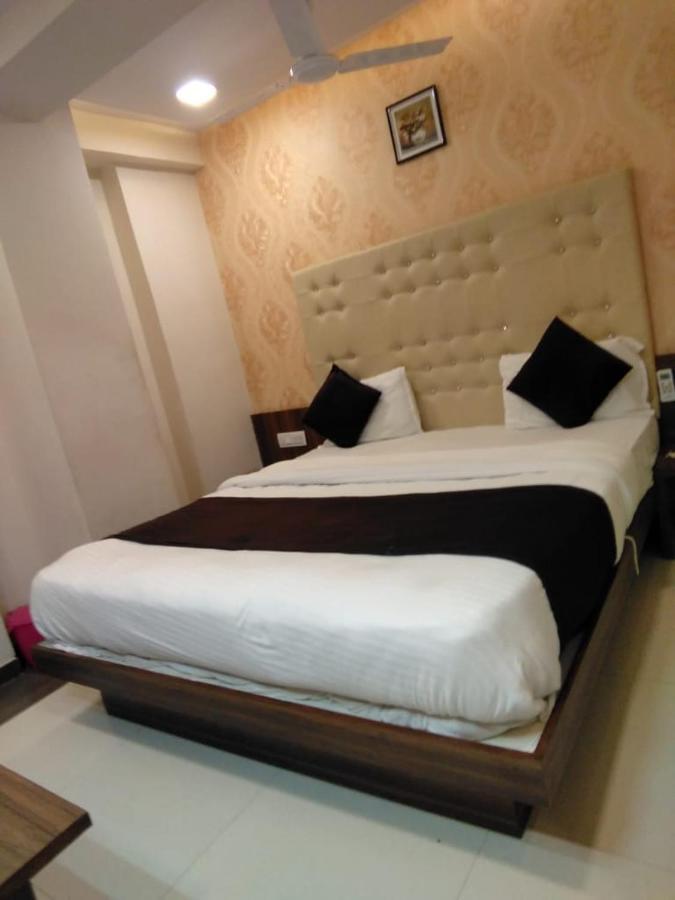 Hotel Leisure Hotel Ahmedabad