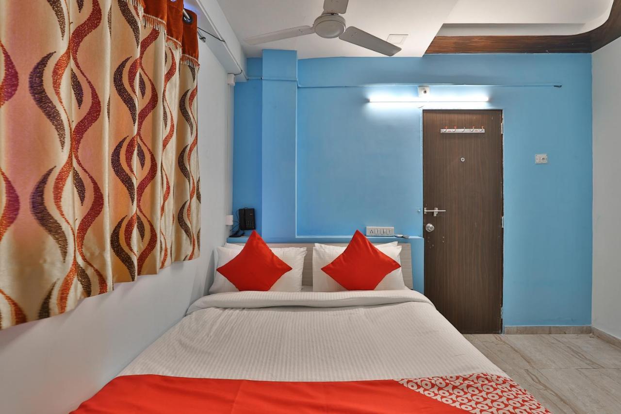 Oyo 39829 Kum Kum Palace Hotel 3*