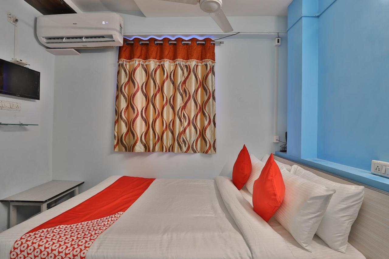 Hotel Oyo 39829 Kum Kum Palace 3*