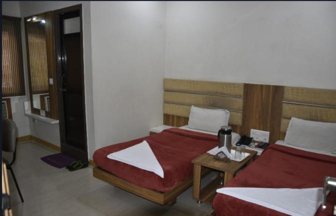 Midtown 3*