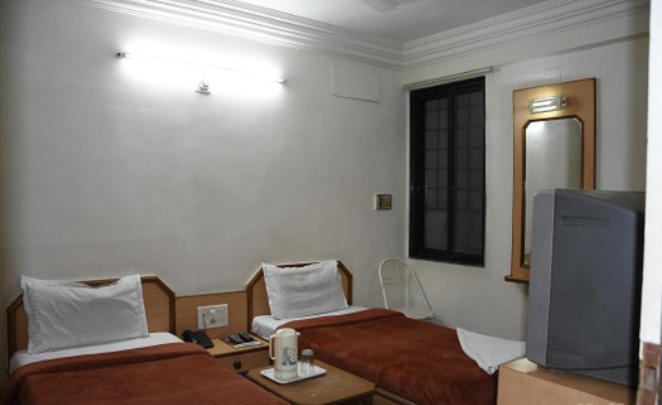 Midtown Hotel 3*