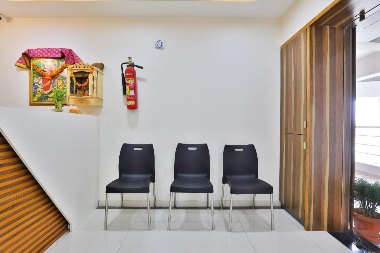 Oyo 25009 Crystal 3* Ahmedabad
