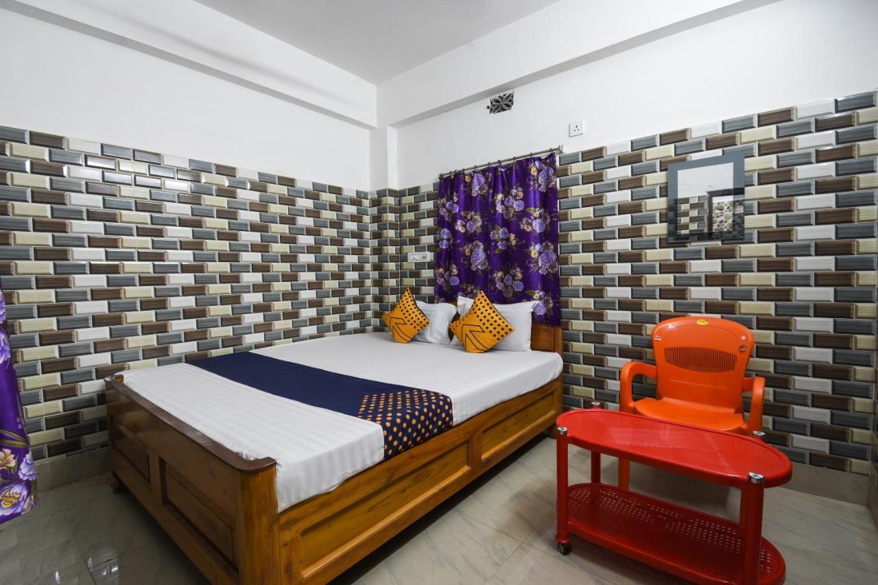 Oyo 67789 Savera 3* Ahmedabad