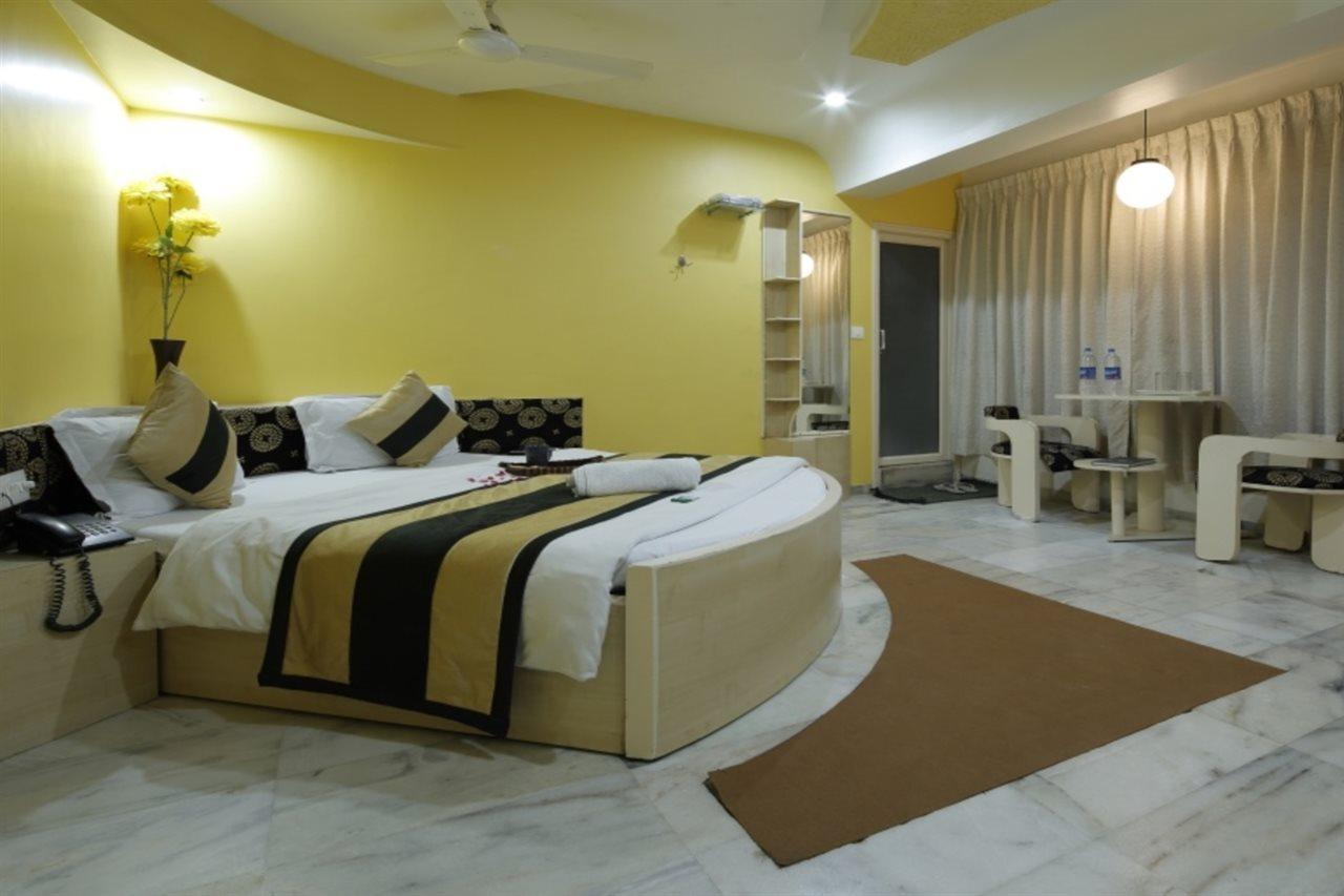 Hotel Volga Ahmedabad