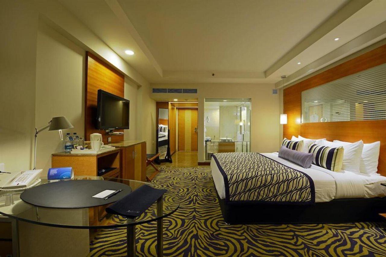 Hotel Radisson Blu Ahmedabad