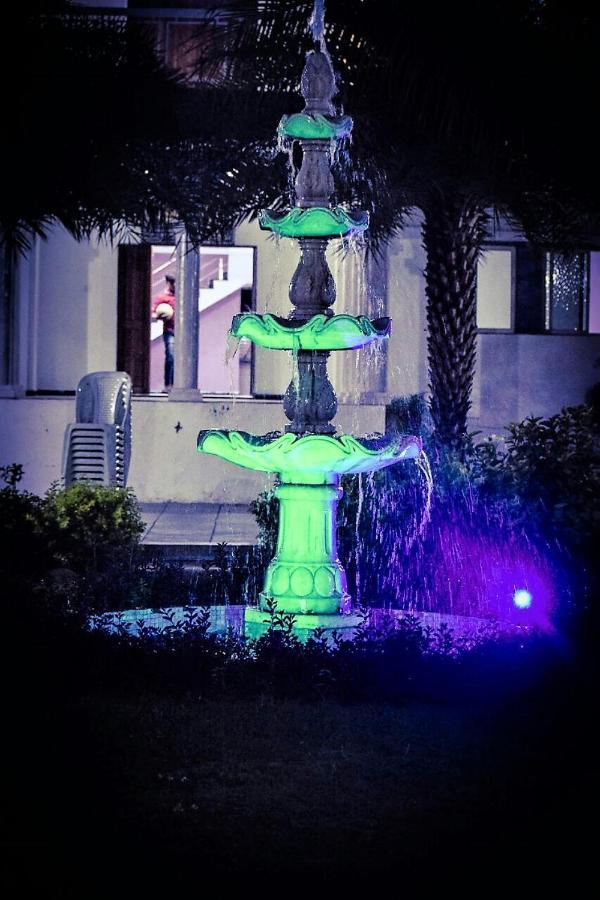 Royal Club & Ahmedabad