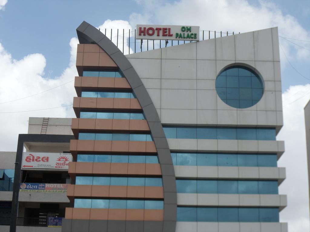 Hotel Om Palace Hotel