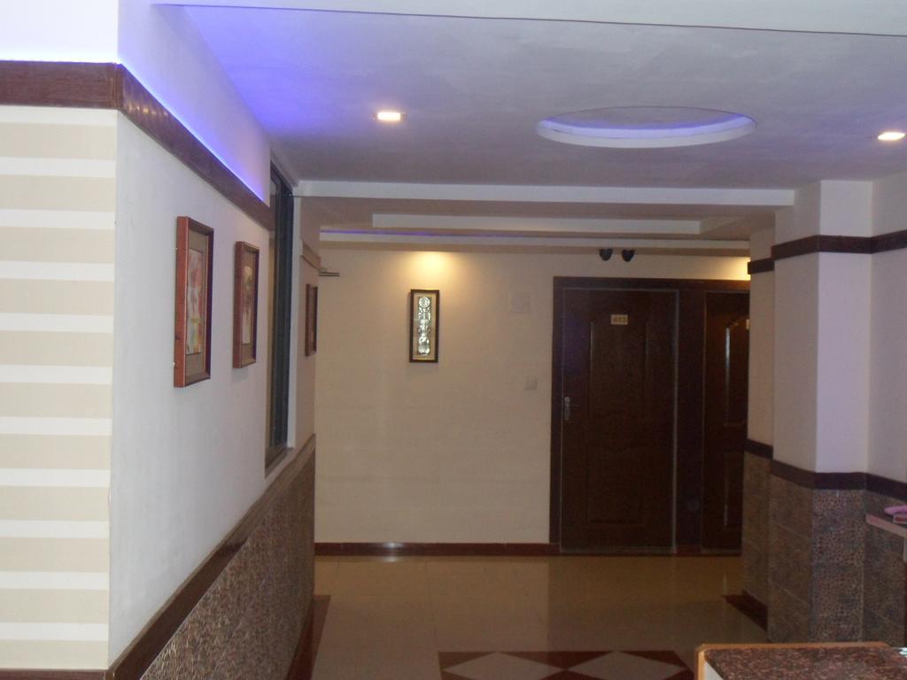 Hotel Om Palace