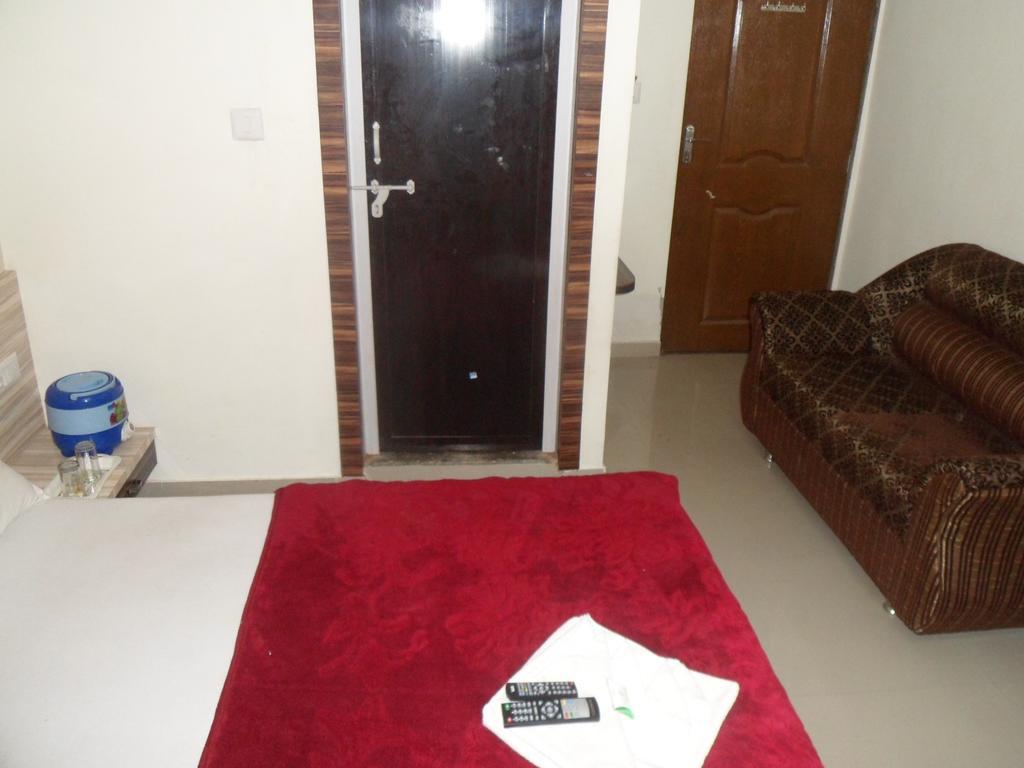 Hotel Hotel Om Palace Ahmedabad