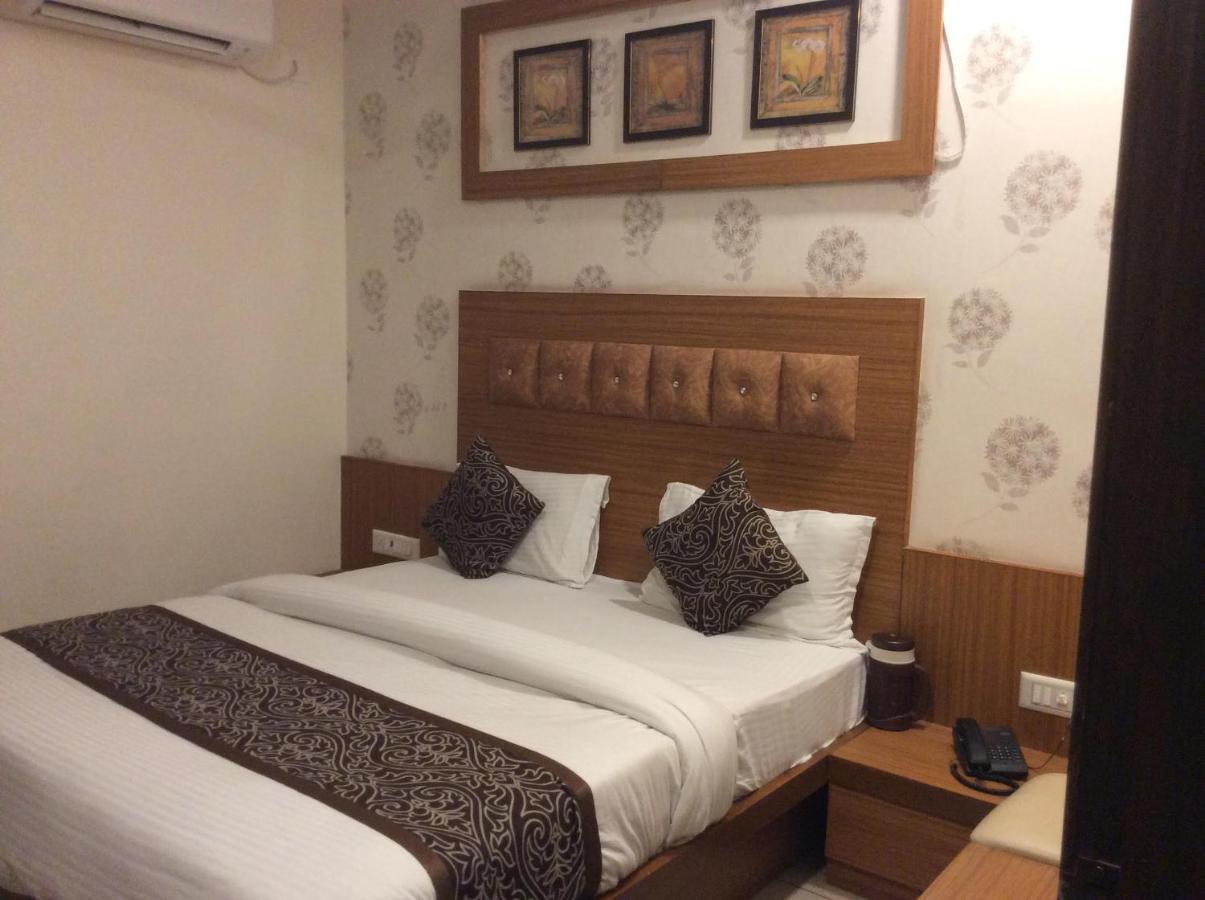 Rk Palace * Ahmedabad