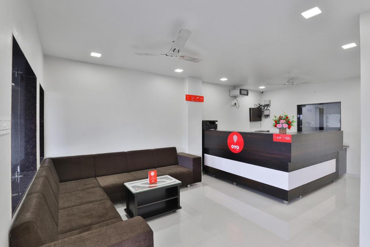 Oyo 16383 Raj Palace 3* Ahmedabad