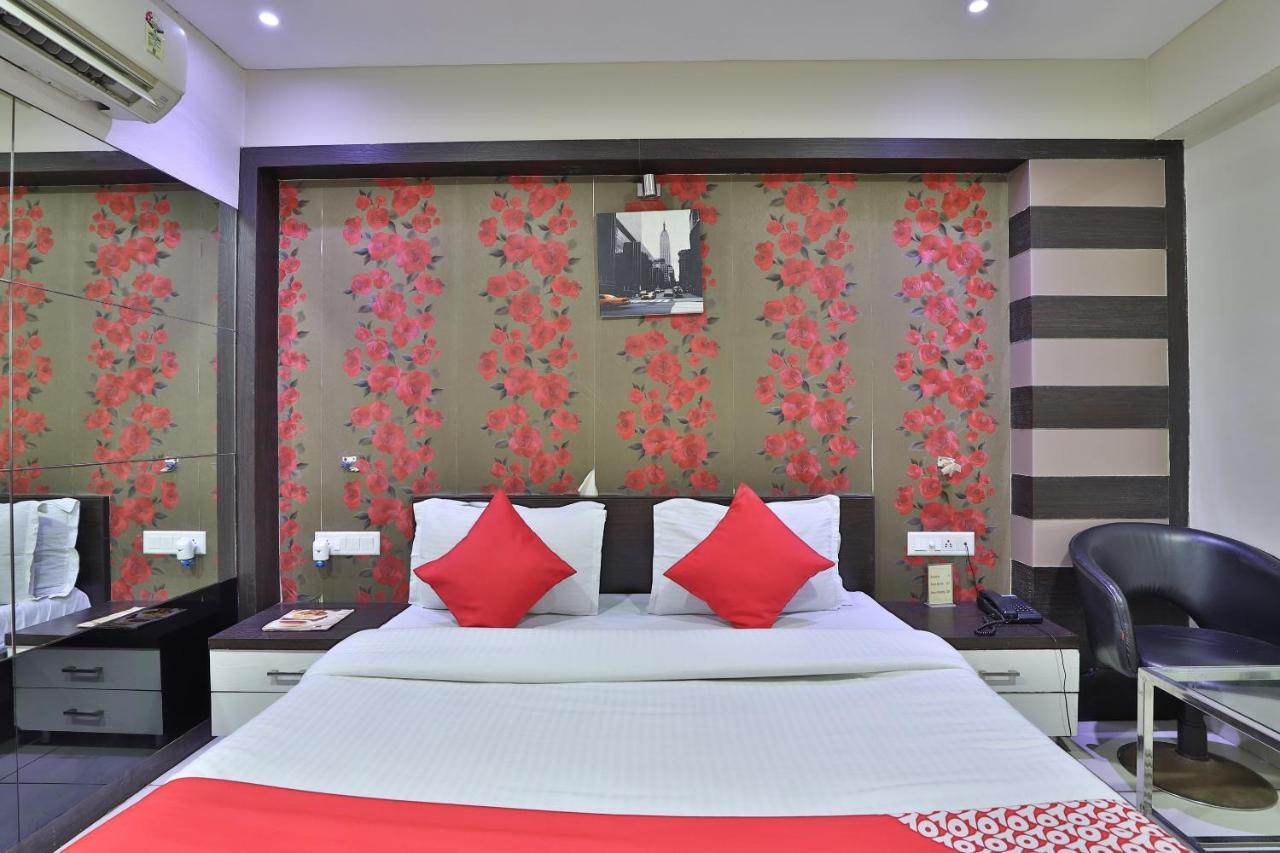 Hotel Oyo 44976 Metro Park