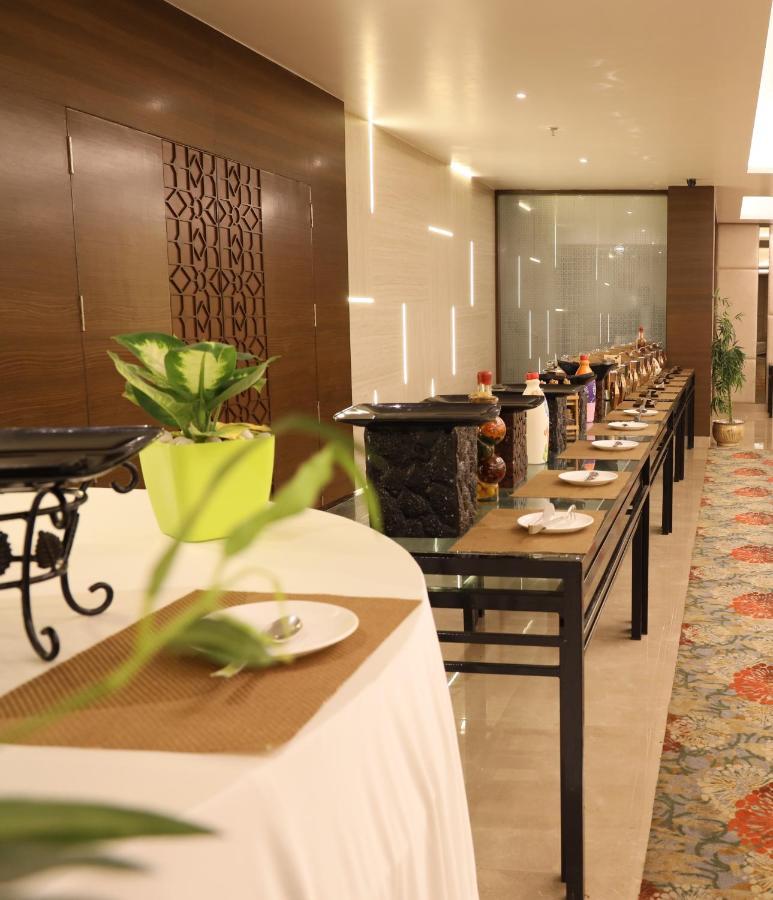 Hotel Sarovar Portico Rivera Ahmedabad