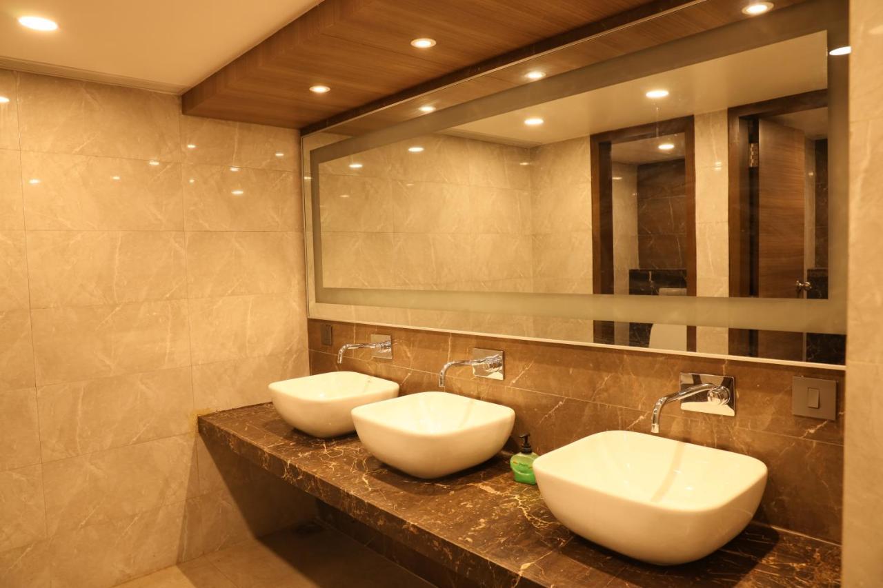 Sarovar Portico Rivera Ahmedabad