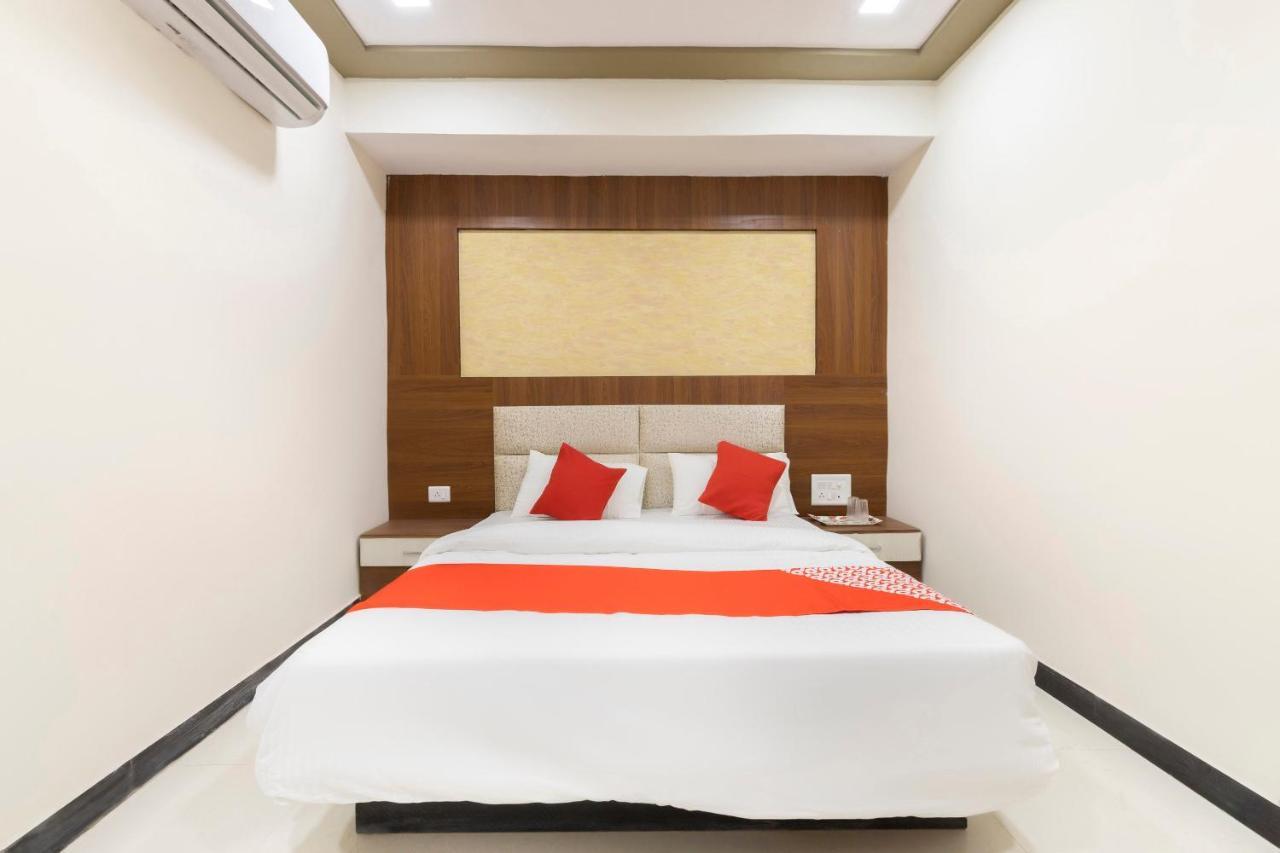 Hotel Oyo Flagship 48619 Anushri 3*