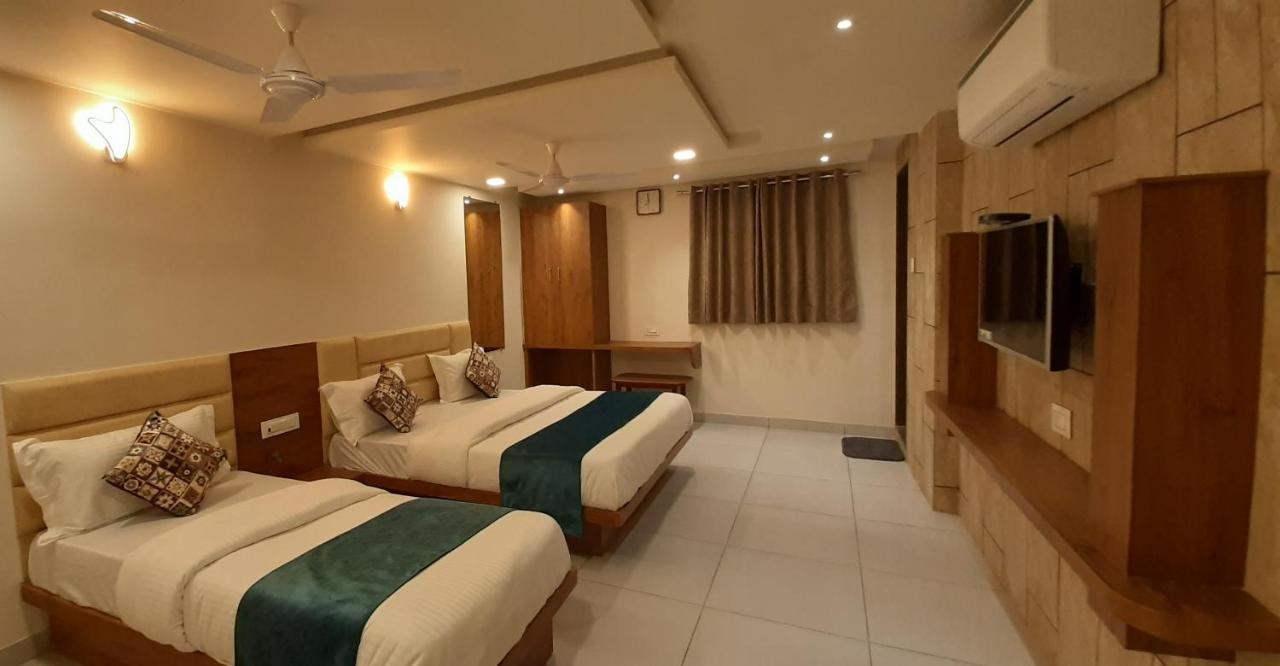 Kinara Hotel