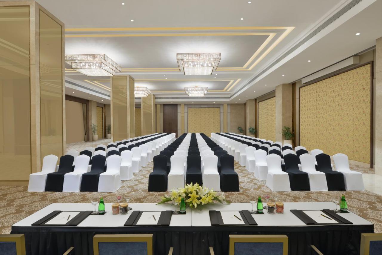 Hotel Taj Skyline 5*
