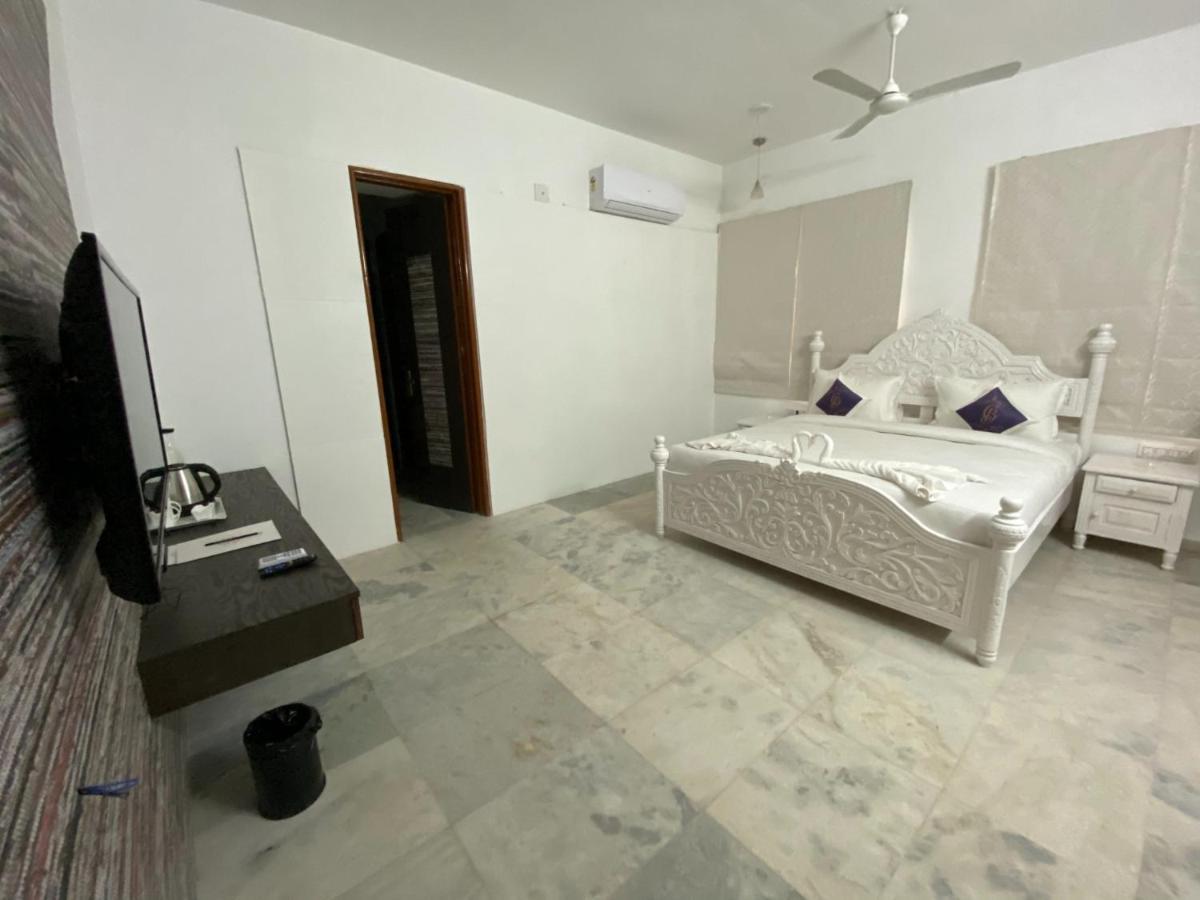 Casa Blanca - A Boutique Hotel *