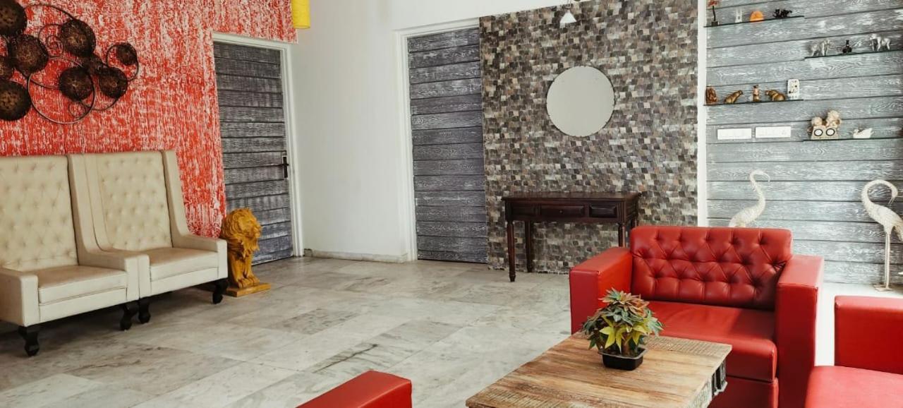 Casa Blanca - A Boutique * Ahmedabad